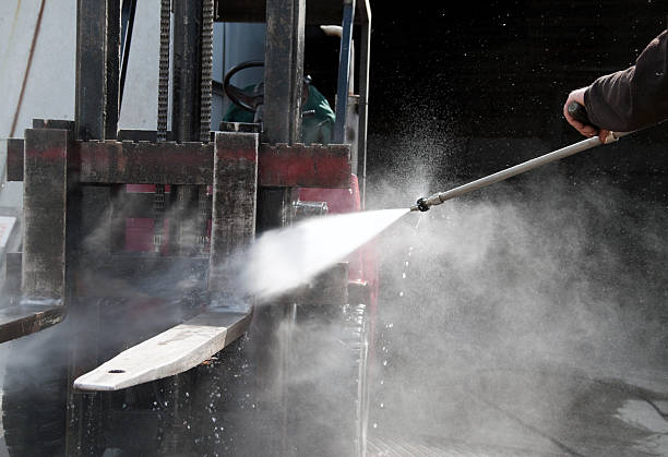 Playground Equipment Cleaning in Parkston, SD